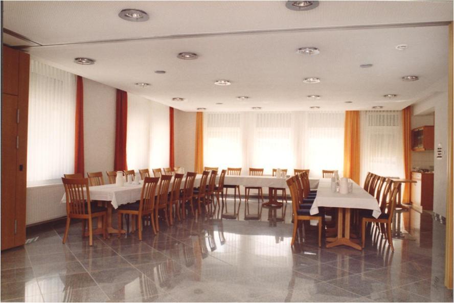 Hotel Gasthof Schuetzen Gbr Laupheim Zewnętrze zdjęcie